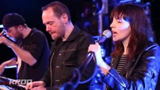 CHVRCHES - Leave A Trace Live at KROQ