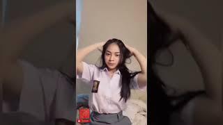 Cewek SMA sange live Bigo saat pulang sekolah 8