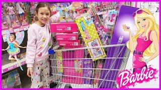 Mega Barbie Toy Hunt at Toys R Us - Play Dolls With Me