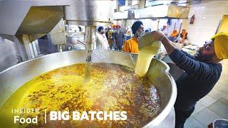How Sikh Chefs Feed 100000 People At The Gurudwara Bangla Sahib Temple In New Delhi India