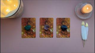 FUTURO INMEDIATO Y ENERGÍAS DE TU PERSONA TAROT INTERACTIVO