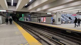 Walking from the Orange Line 🟠 to the Green Line 🟢 at Berri-UQAM Metro Station in Montreal 