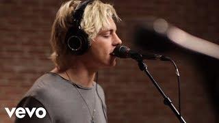 R5 - Easy Love Studio Session VEVO LIFT