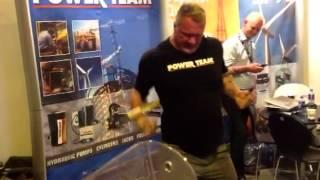 World record bat breaking by Tomi Lotta