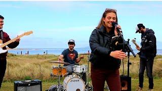 SUPER PERFORMANCE- Michael Jackson - Man in the Mirror  Allie Sherlock & The3buskteers cover
