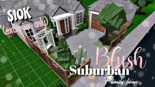 BloxburgOne storyno game-pass Blush suburban house part1 interior in description 