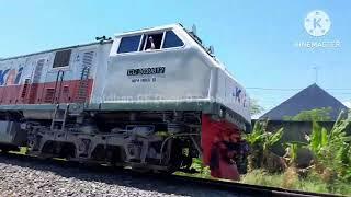 Hunting Kereta Api Lagi #keretaapi #hunting