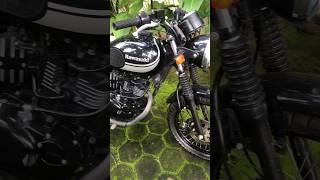 Dijual laku brp ya Kawasaki w175 kondisi mulus belum dicuci aja. #kawasaki #kawasakiw175 #w175