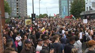 Counter-protesters gather in London as UK fears more far-right riots  AFP