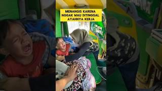 momen sedih ketika anak driver truck menangis saat ayahnya pergi kerja ‼️‼️#sedih #nangis  #driver