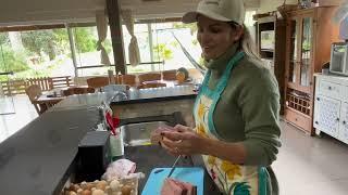 COMIDA NO FOGÃO A LENHA