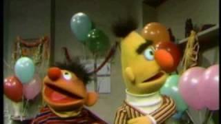 Sesame Street - Ernie and Berts Special Day