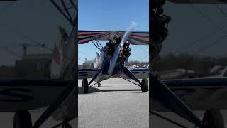 Waco biplane Taxi