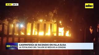 Villa Elisa un incendio consumió por completo una carpintería