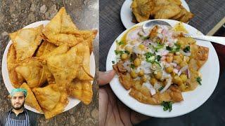 Aloo Samosa Chaat Recipe  Samosay Chanay Gravy Red Meethi Chutney