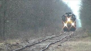 ND&W 3054 wobbles down the bad track