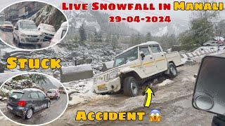 Sliding cars in Manali  Over 600+ cars stuck in Atal Tunnel  April ending ma Extreme Snowfall 
