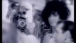 White Diamonds Elizabeth Taylor commercial 1997