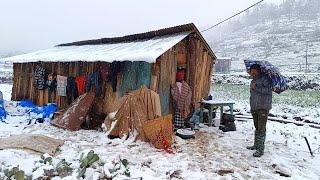 Himalayan Village Life  Nepal  Most Peaceful And Very Relaxing Life into the Snow  RealNepaliLife