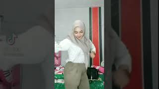 KUMPULAN TIKTOK JILBAB REMAS GUNUNGG GEDE