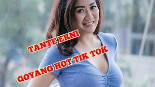 Tante Ernie Goyang Hot Tik Tok part 1
