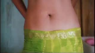 Nami  mami hot navel