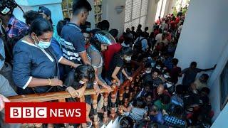 Sri Lanka protesters will occupy presidential palace until leaders go - BBC News