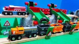 Railfanning Wooden Trains - Coal Train Loading Station