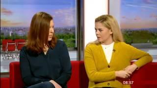 DERRY GIRLS  Lisa McGee & Saoirse - Monica Jackson Interview  Subtitled 