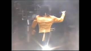 Michael Jackson - Live at Rotterdam Wanna Be Startin Somethin reporter voice removal attempt