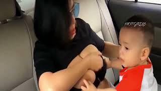 #Day 6 Breastfeeding in car with son  menyusui anak dalam mobil  