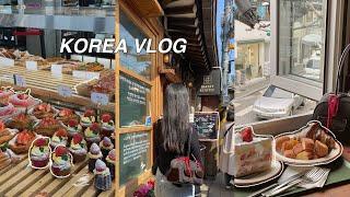 KOREA VLOG  cafe hopping in seongsu shopping in hongdae standoil store lotte outlets seoul