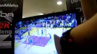 Loonie vs Dello Playing NBA2k12@Urban Athletics Part 1