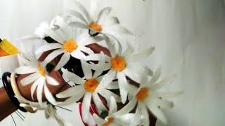 DIY   How to make paper flower - white chrysanthemum Làm hoa cúc bằng giấy nhún