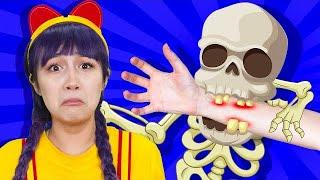 Skeleton House   Nursery Rhymes  TigiBoo Kids Songs