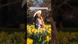 Photo idea in a flower field.#posing #howtopose #posesideas #poses #posingtips #shorts #viralvideo