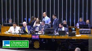 Plenário aprova PEC que facilita pagamento de dívidas de partidos políticos - 110724