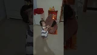 aaradhya ne apni dadi ke sath kra i pooja #short #pooja #ytshort