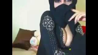 Arabian Girl Teasing The Camera
