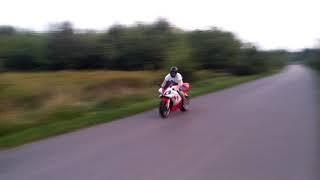 Yamaha R1 RN01 1998 Sound