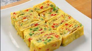 Korean rolled omelette Gyeran-mari 계란말이
