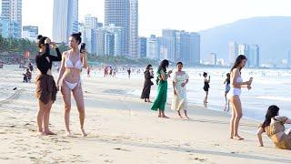 1000 Vietnamese Women Beautiful Angels On Vietnam Promenade & Beach Series 19