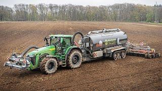 Bandlaufwerk bei der Gülleausbringung  John Deere 8R mit Wienhoff  25m³   LU Wischmannn