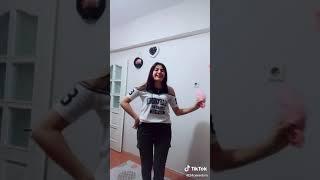 Periscope Liseli türk kızı twerk yapıyor