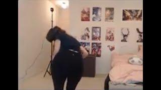 Pokimane forgot shes live