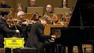Jan Lisiecki – Beethoven Piano Concerto No. 5 II. Adagio un poco mosso