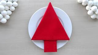 Napkin folding for christmas. 