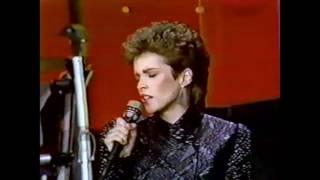 Sheena Easton - Telefone Tonight Show 84