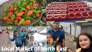 आज हम गए अपने Local Market Happy Valley At Shillong देखिए यहाँ Kya Kya चीजें मिलती है अलग।New Vlog.