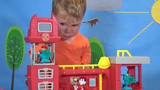 Fire Station Toy-Playskool Heroes Transformers Rescue Bots Griffin Rock Firehouse Headquarters